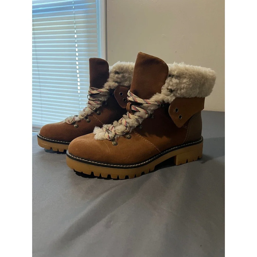 Time & Tru Womens Cognac Faux Shearling Hiking Boots‎ Brown Lug Sole Size 11W